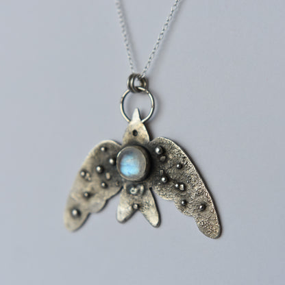 "Apus-Apus" -  Pendentif an argent avec pierre de lune