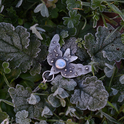 "Apus-Apus" -  Pendentif an argent avec pierre de lune