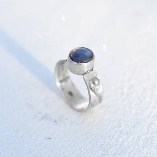 Bague en argent avec rubis